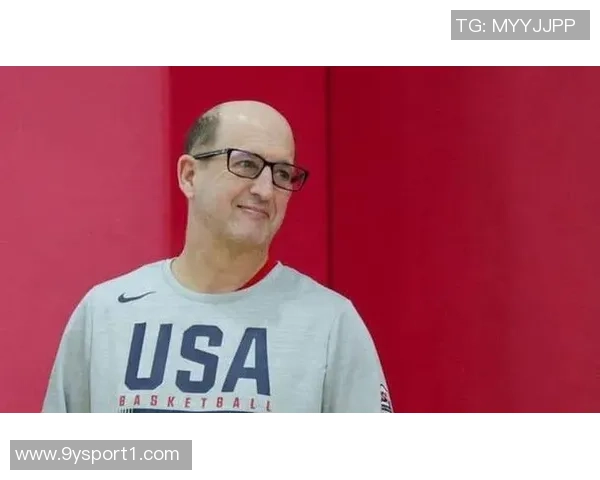 保罗与卢及助教范甘迪争执内幕揭示球队团结的重要性