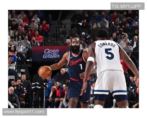 快船队近15场比赛惨遭13负记者感叹崩盘速度令人震惊